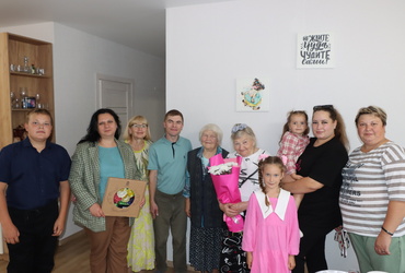 Жительницу села Микулино поздравили с юбилеем