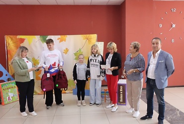 Акция «Собери ребенка в школу» продолжается в Лотошино