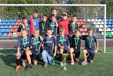 На Центральном стадионе посёлка Лотошино прошел турнир по футболу на кубок ДЮСШ