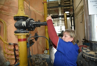 В муниципальном округе Лотошино началась подача отопления в соцобъекты и многоквартирные дома