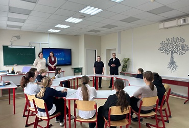 Сотрудники ОМВД России «Лотошинский» провели информационно‑профилактические беседы с учащимися гимназии