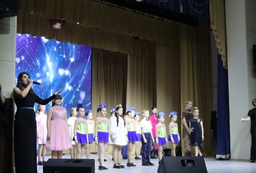 Концерт, посвященный Дню матери, прошел в Лотошинском ДК