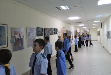 Передвижная выставка творчества художников Московской области проходит в Лотошино