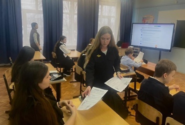 Сотрудники ОМВД России «Лотошинский» провели урок правового информирования для школьников