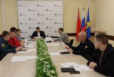 Итоги года и задачи на 2026‑й: в Лотошино прошло итоговое заседание АТК и КЧС