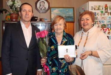 С 90‑летием поздравили жительницу поселка Лотошино